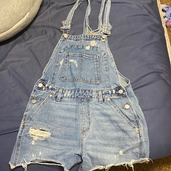Overalls - Picture 1 of 4